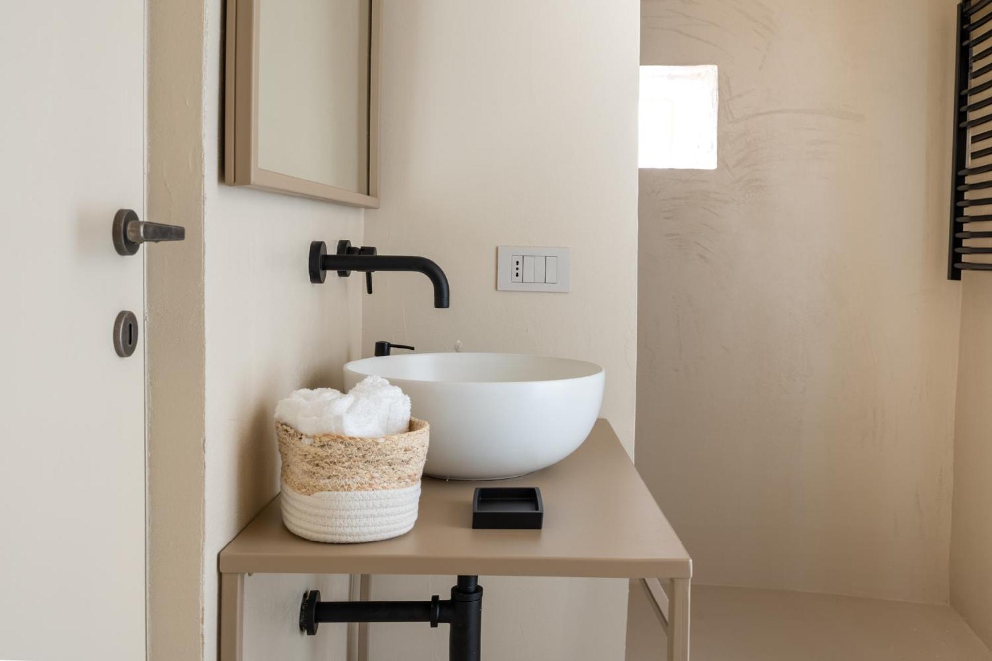 New Opening - Palazzo Gasparino Suites โมโนโปลี ภายนอก รูปภาพ
